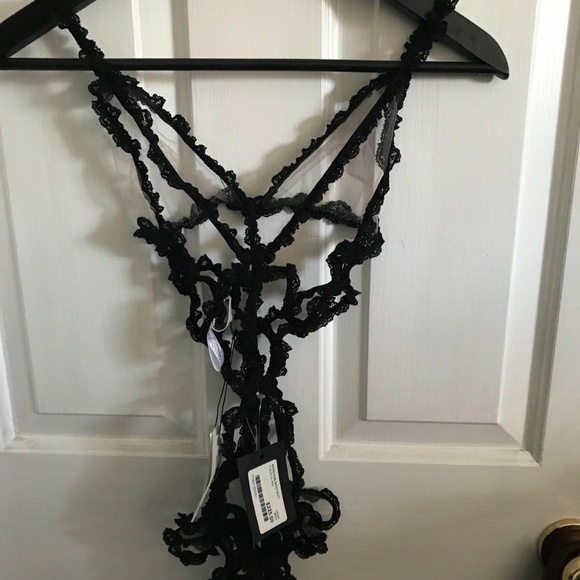 fleur du mal - lace bondage bodysuit - size large - Picture 6 of 7